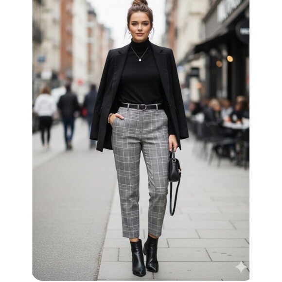 H&M Pants - H&M Gray Tartan/Plaid Tailored Ankle Trousers Check Dress Pants Woman’s Size 4